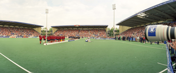 840527 Afbeelding van de prijsuitreiking van het WK Hockey heren in het stadion Nieuw Galgenwaard (Herculesplein) te ...